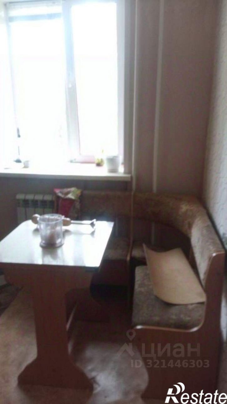 2-комн квартира улица 50 лет Октября, 34,  д. 34