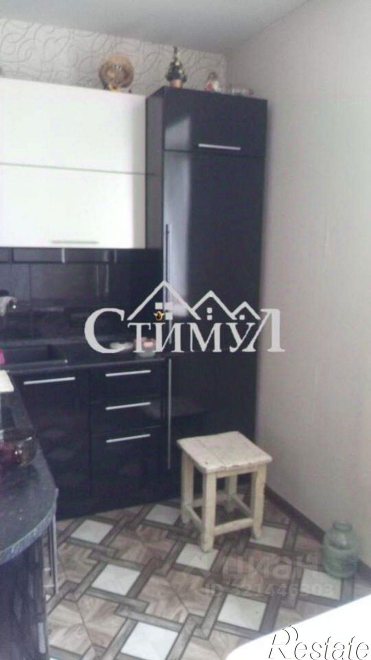 2-комн квартира улица 50 лет Октября, 34,  д. 34