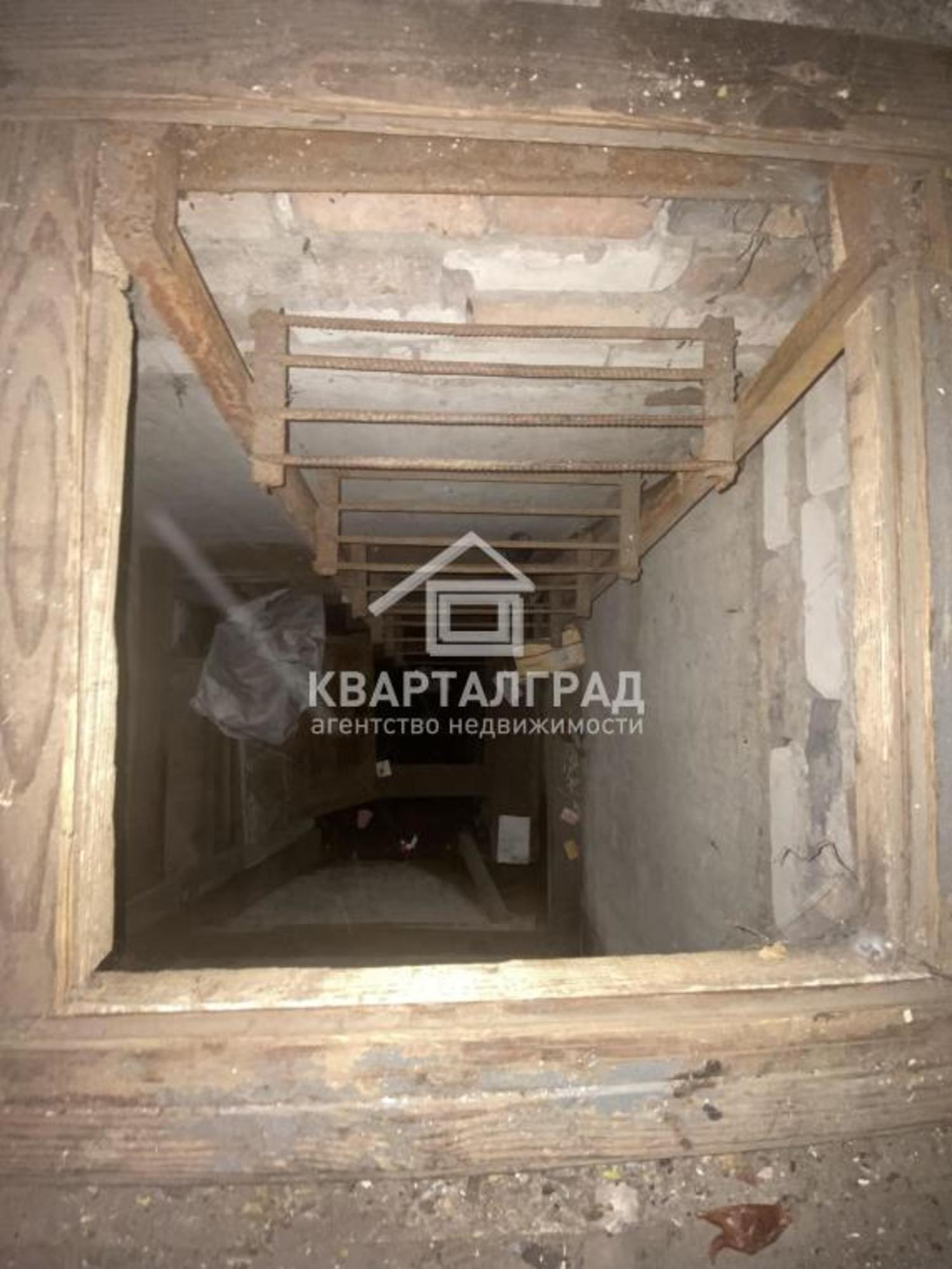 Купить гараж, место в паркинге за 300 000 рублей на Индустриальная, 46