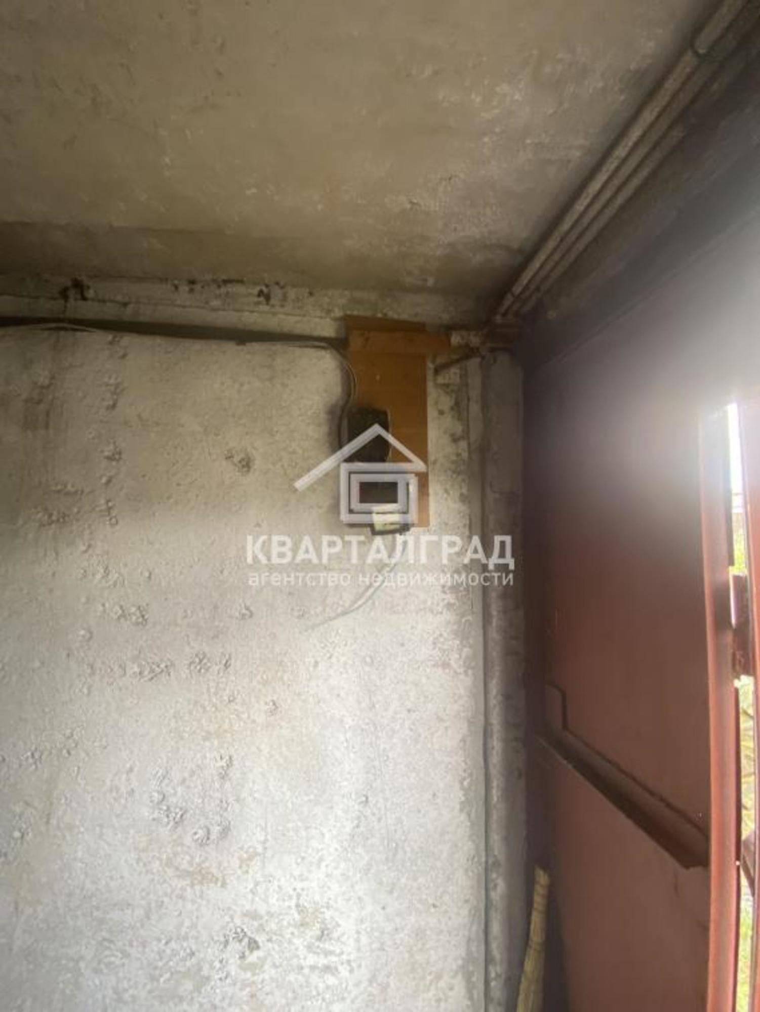 Купить гараж, место в паркинге за 300 000 рублей на Индустриальная, 46