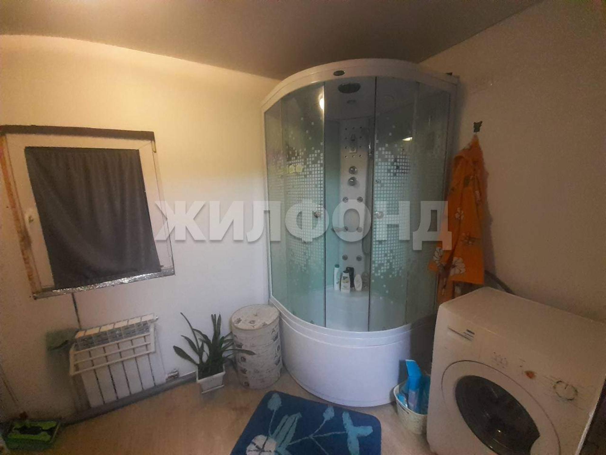 Купить дачу, дом, коттедж за 3 800 000 рублей на Подгорная улица