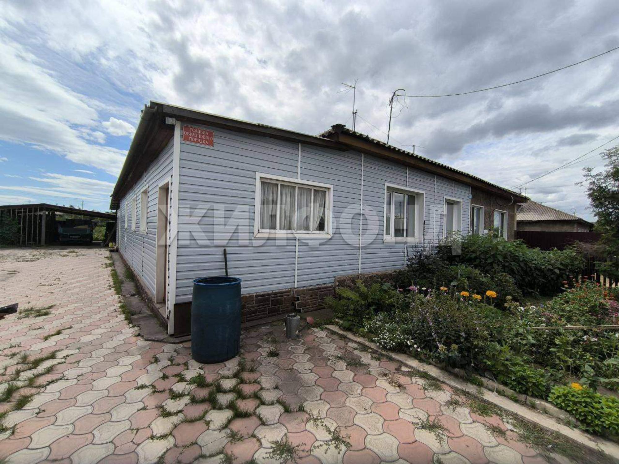 Купить дачу, дом, коттедж за 3 350 000 рублей на Строительная улица