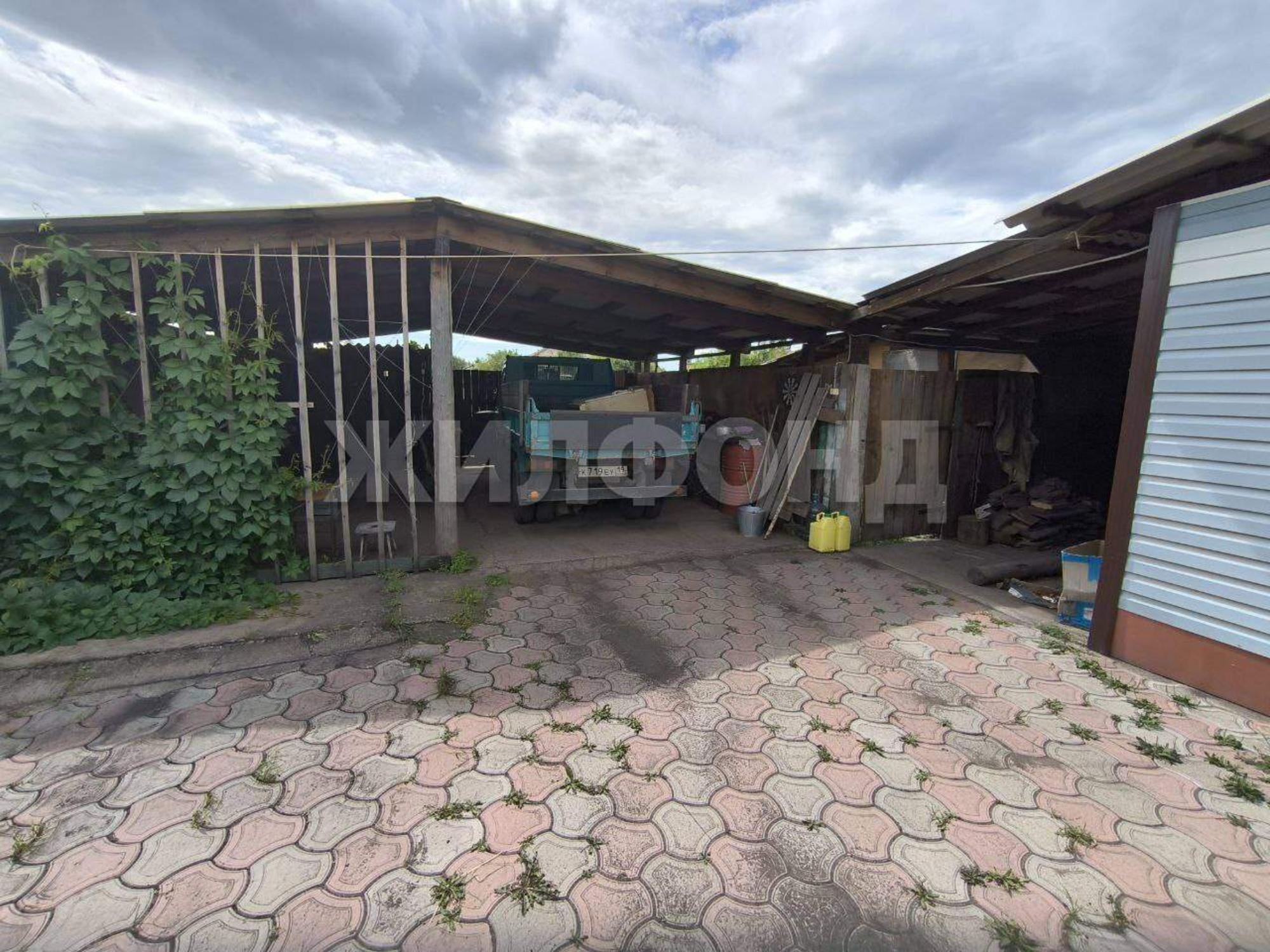 Купить дачу, дом, коттедж за 3 350 000 рублей на Строительная улица