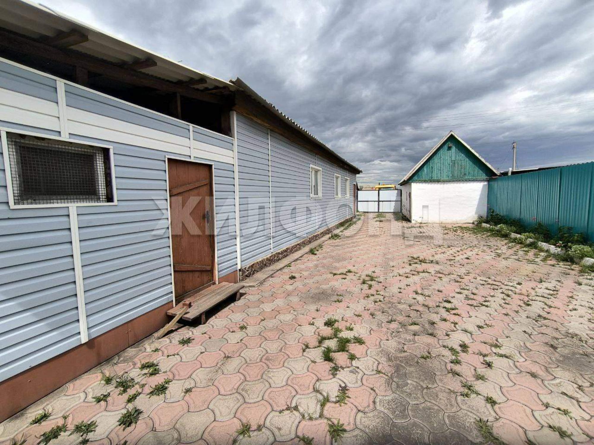 Купить дачу, дом, коттедж за 3 350 000 рублей на Строительная улица