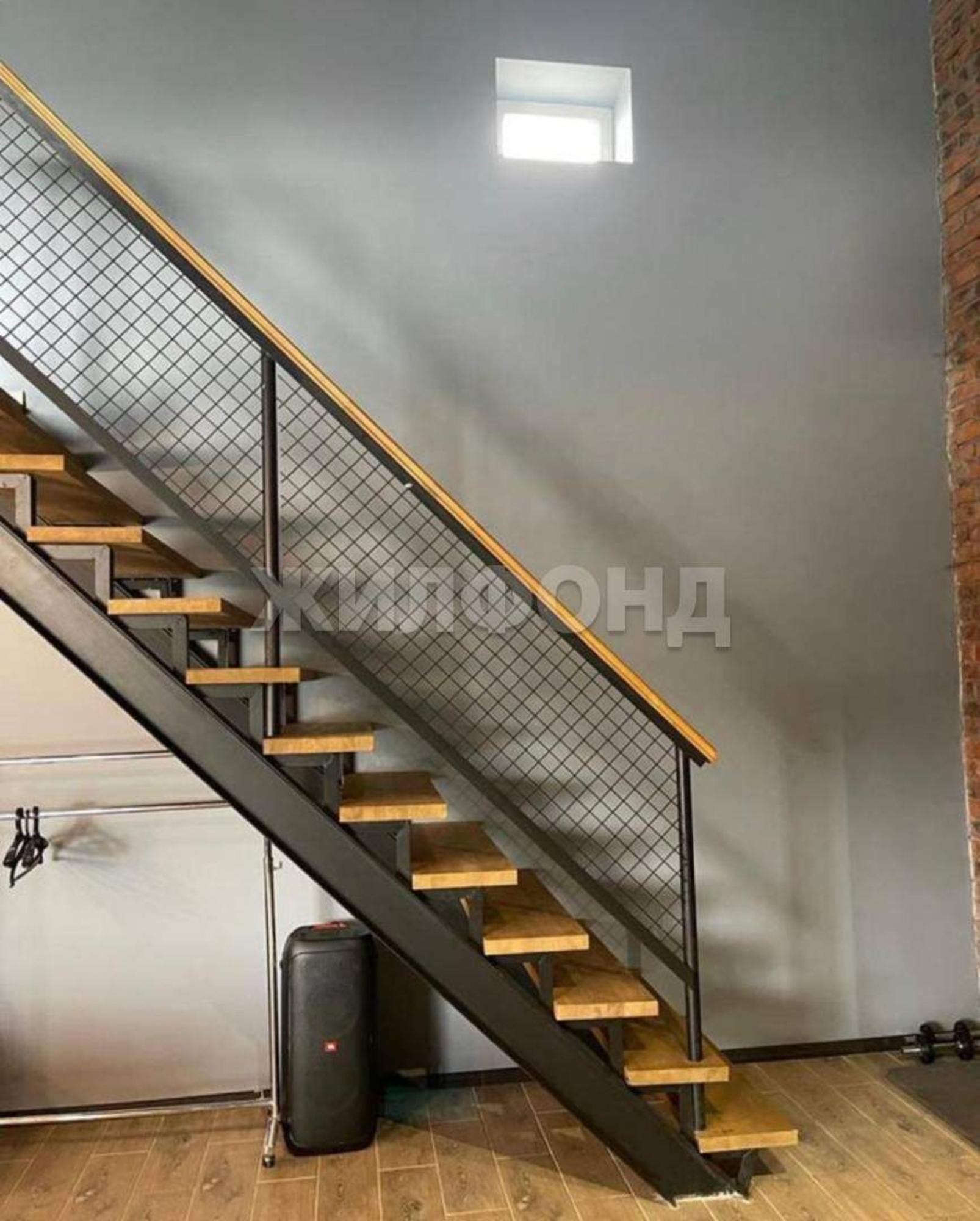 Купить дачу, дом, коттедж за 8 300 000 рублей на Ленина улица