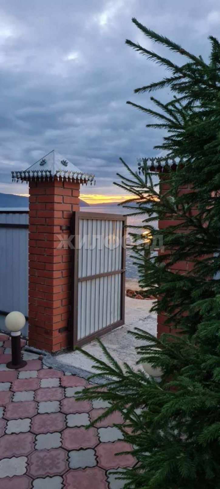 Коттедж/дом В районе УМ-7 общество Сибиряк гаражно-строительный кооп., д.ул.Первая