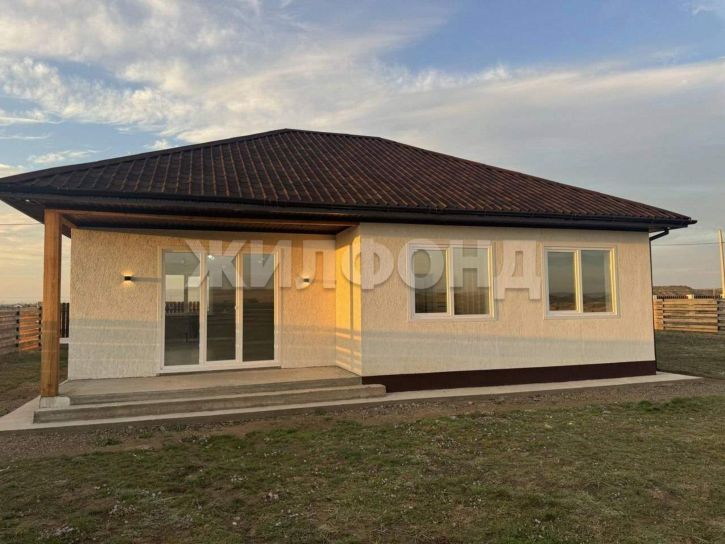 Коттедж/дом Кленовая улица, д.12