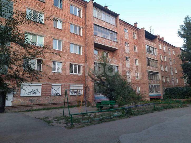 2-комн квартира Космонавтов проспект, д.25