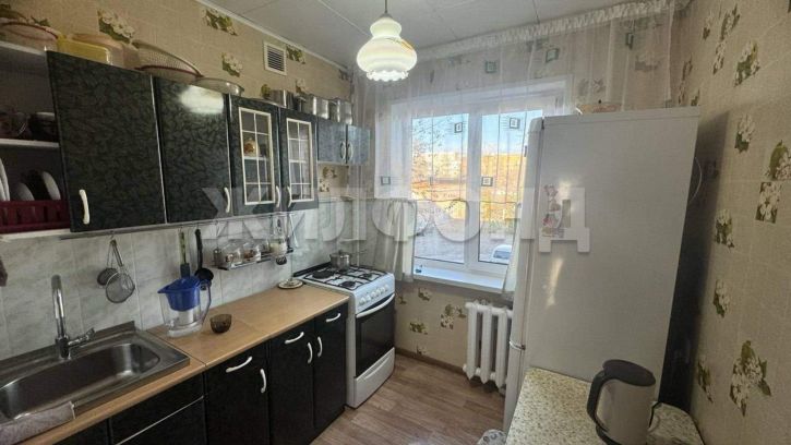 3-комн квартира Калинина улица, д.15