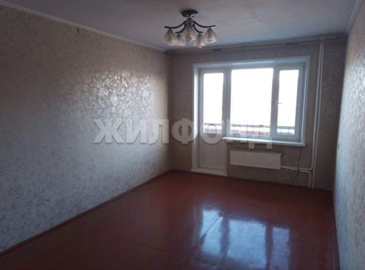 2-комн квартира Космонавтов проспект, д.3