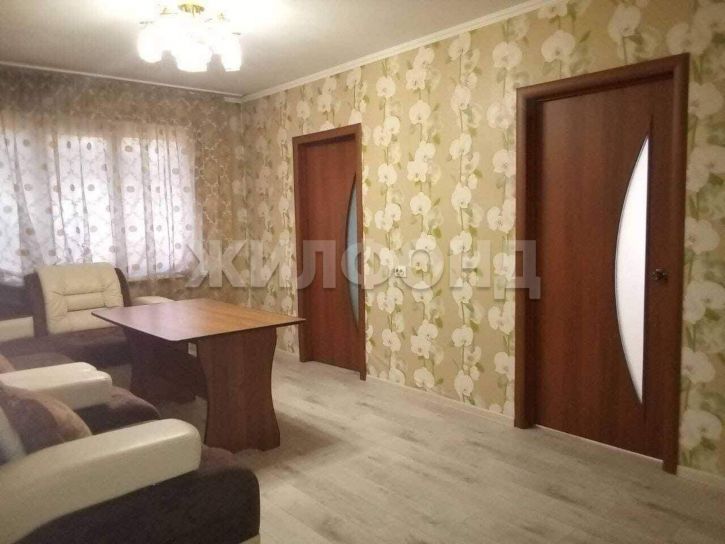 4-комн квартира Ленина улица, д.149