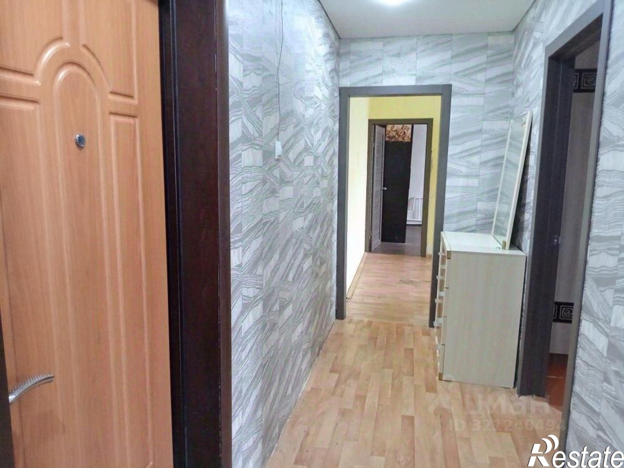 Купить квартиру за 3 400 000 рублей на Саяногорск, Заводской  мкр, 43