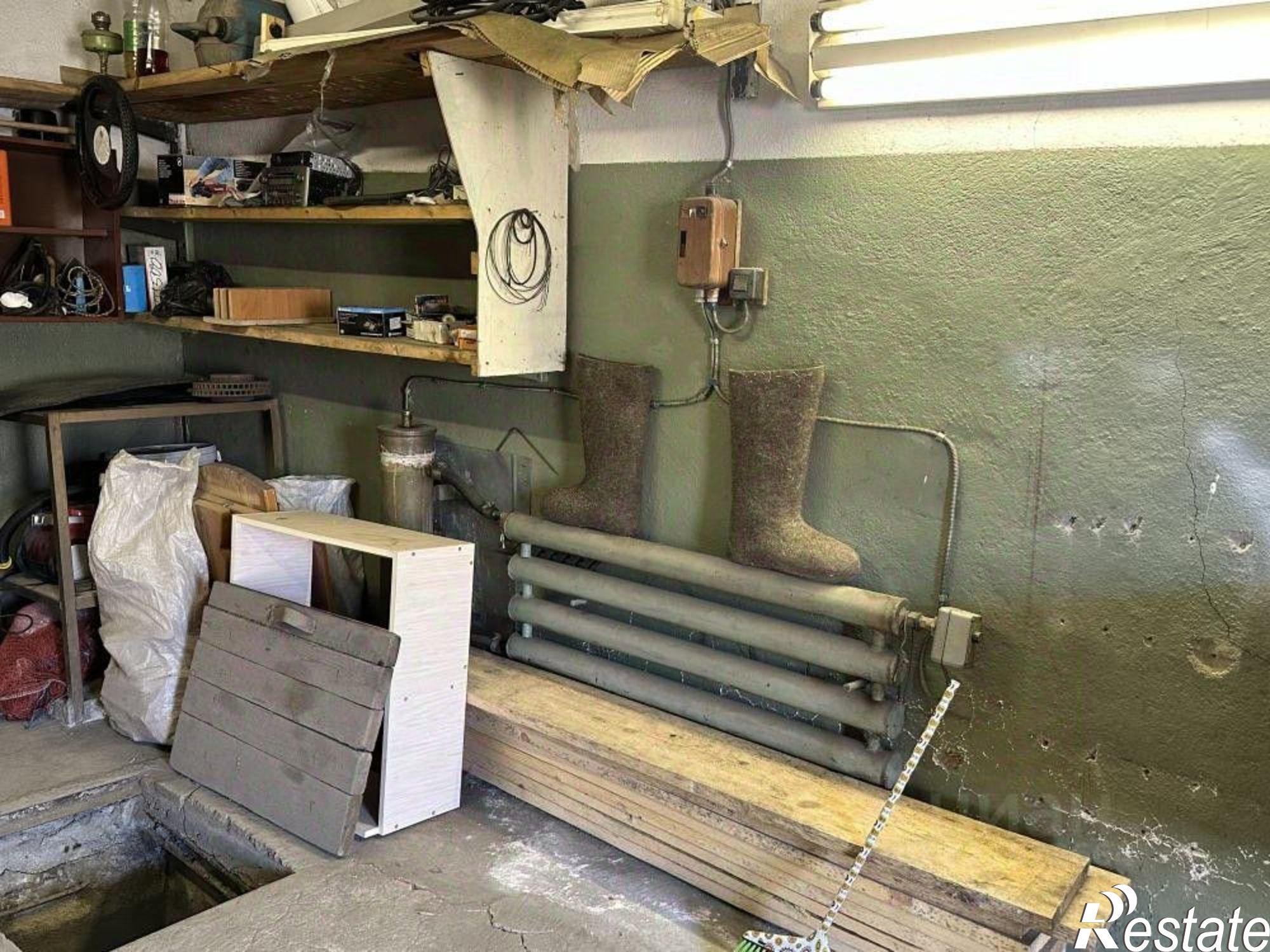 Купить гараж, место в паркинге за 290 000 рублей на Саяногорск, Общество Енисей, Ряд 10