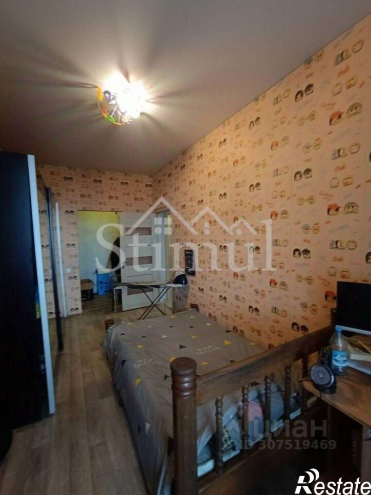 3-комн квартира улица Генерала Тихонова, 11,  д. 11