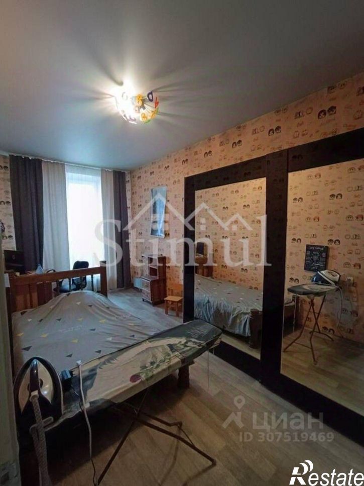 3-комн квартира улица Генерала Тихонова, 11,  д. 11