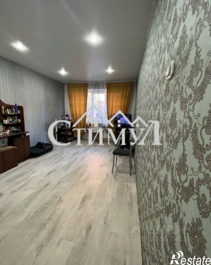 2-комн квартира проспект Космонавтов, 33,  д. 33