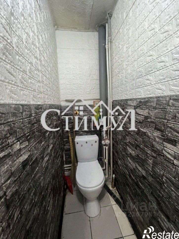 2-комн квартира проспект Космонавтов, 33,  д. 33