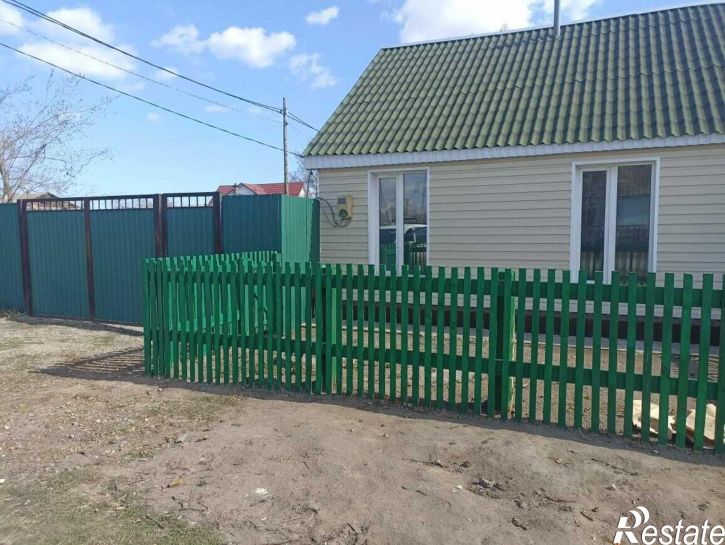 2-комн квартира Черногорск, улица Дружбы, 18