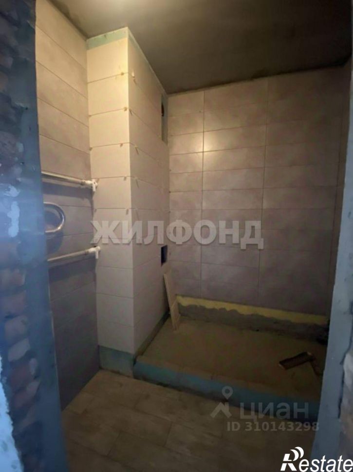 2-комн квартира улица Генерала Тихонова, 11А,  д. 11А