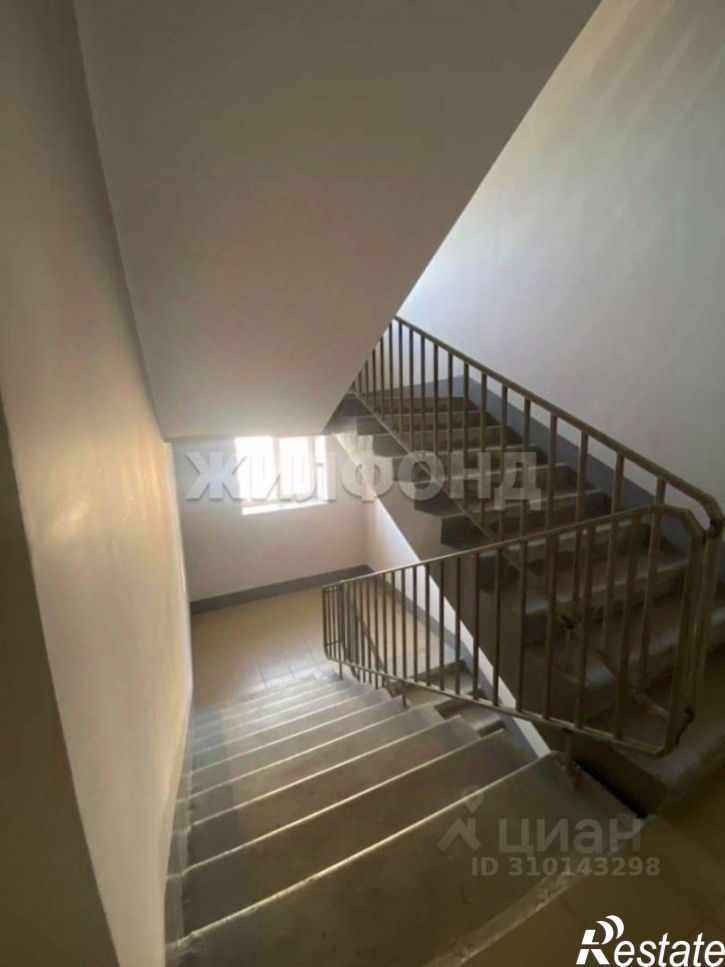 2-комн квартира улица Генерала Тихонова, 11А,  д. 11А