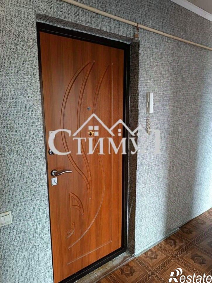 2-комн квартира проспект Космонавтов, 24,  д. 24