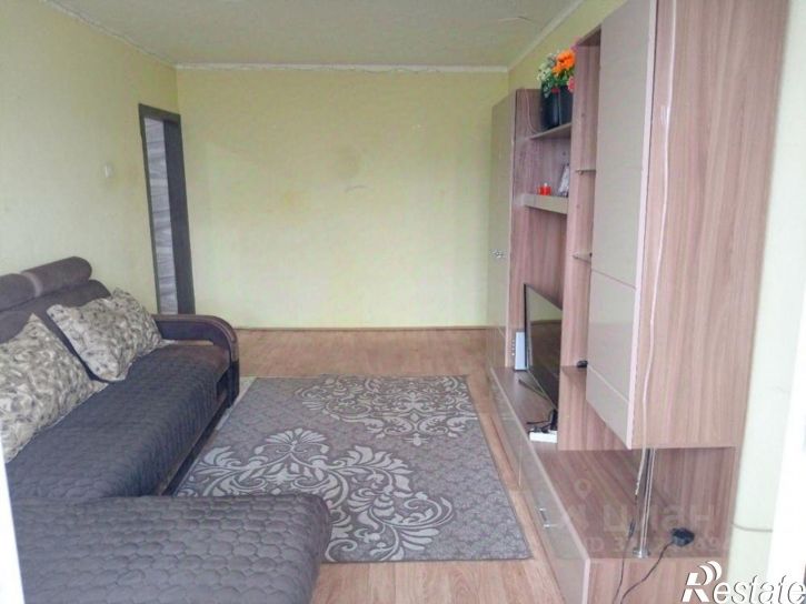 3-комн квартира Саяногорск, Заводской  мкр, 43