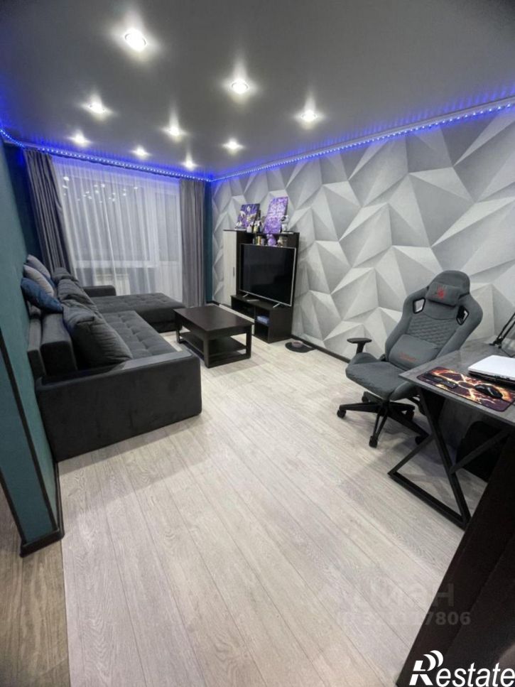 2-комн квартира Черногорск, улица Чапаева