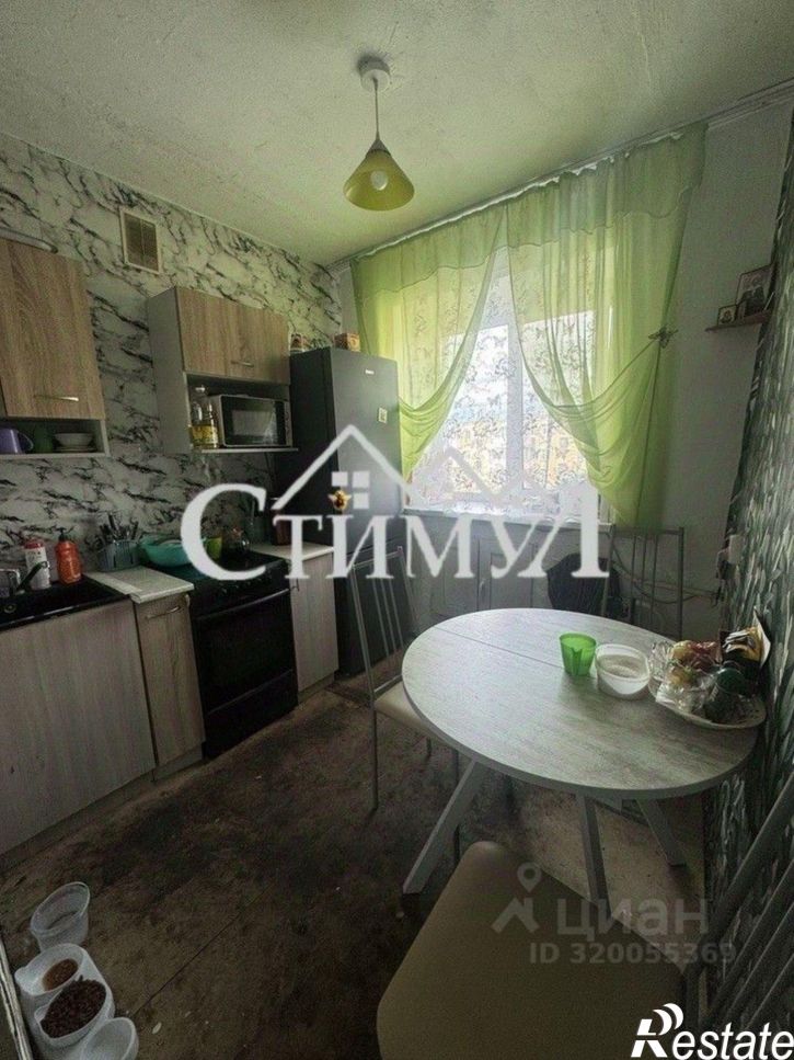 2-комн квартира улица 50 лет Октября, 9,  д. 9