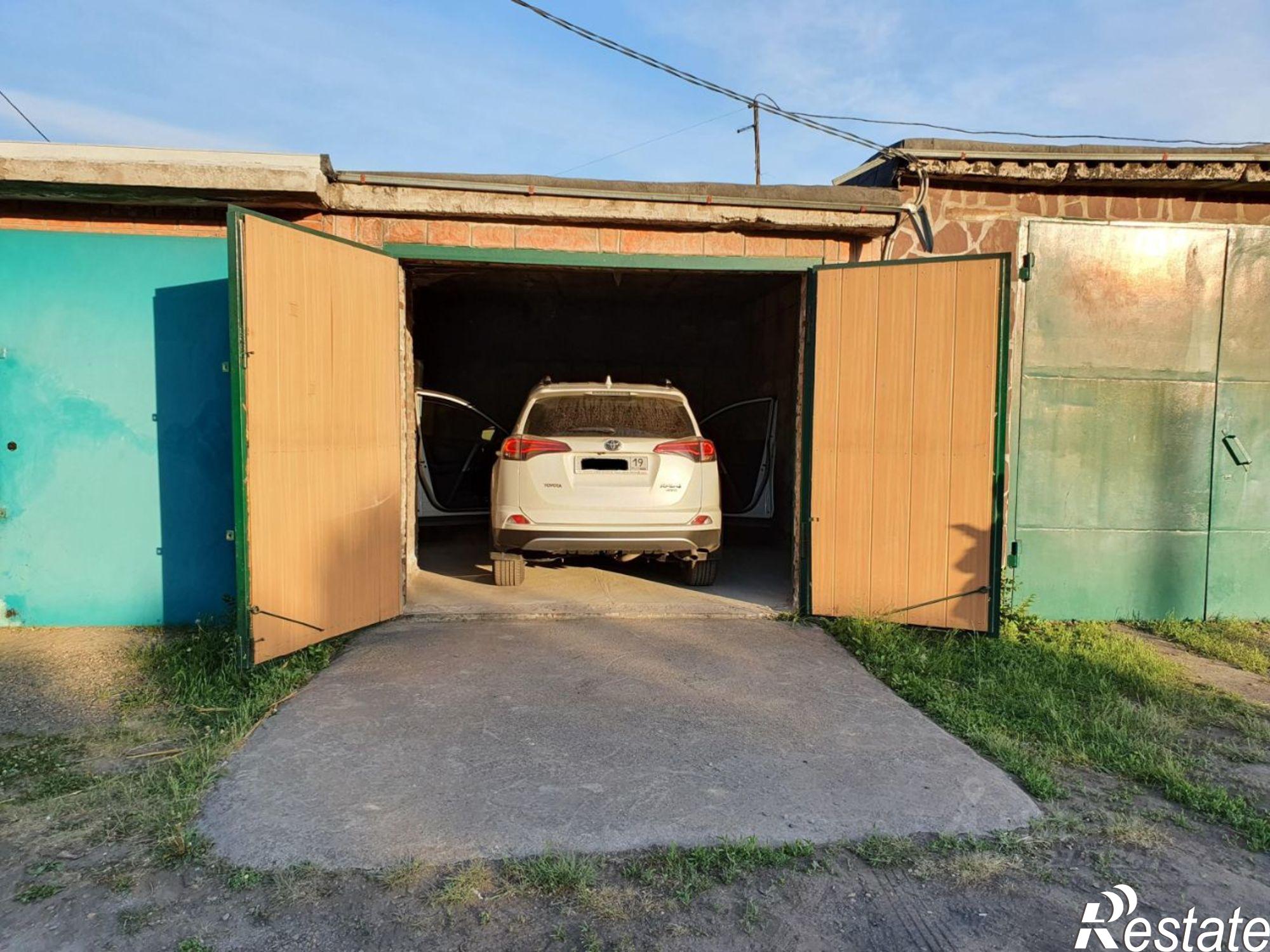 Сдать гараж, место в паркинге за 7 500 рублей на ул Линейная, 8А