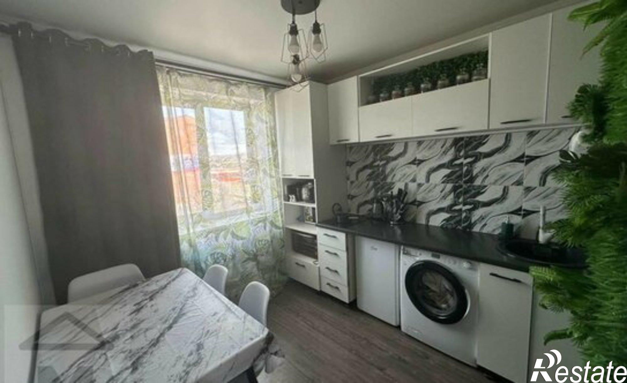 Купить квартиру за 5 200 000 рублей на Черногорск, Юбилейная улица, 28Б