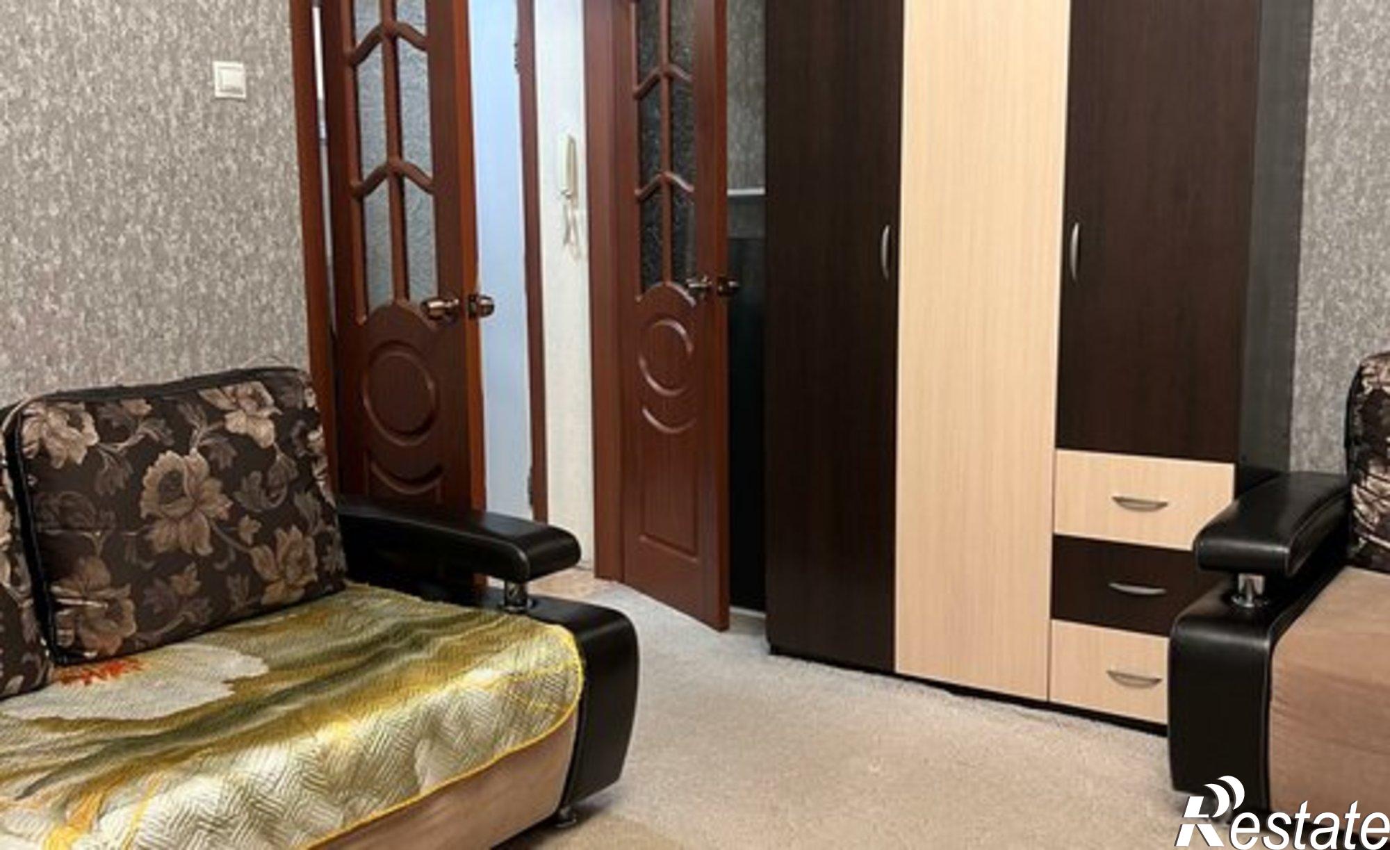 Купить квартиру за 3 550 000 рублей на Саяногорск, микрорайон Ленинградский, 4