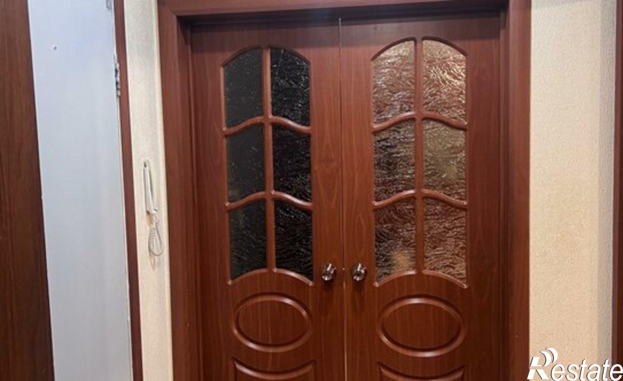 Купить квартиру за 3 550 000 рублей на Саяногорск, микрорайон Ленинградский, 4