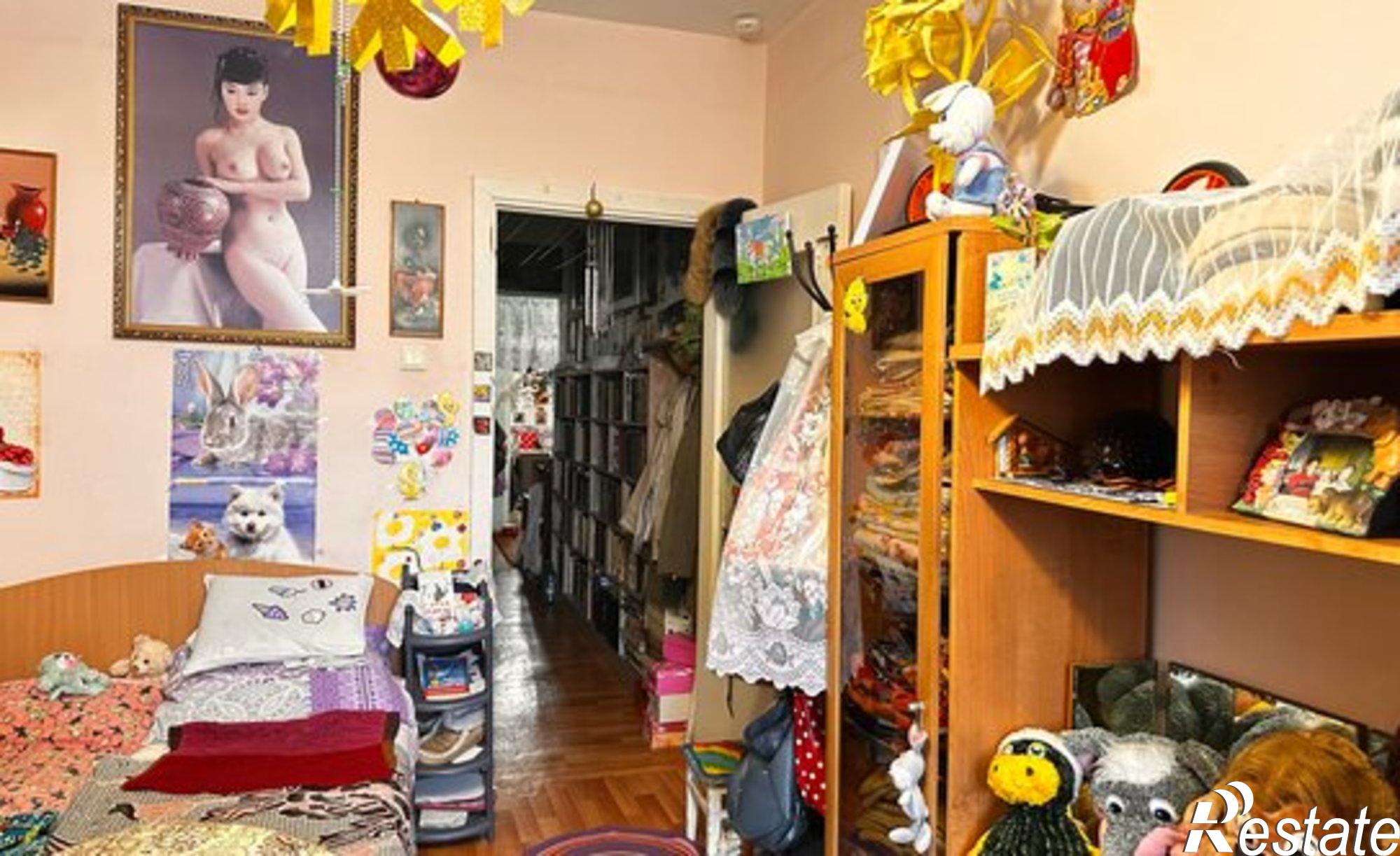 Купить квартиру за 5 060 000 рублей на Саяногорск, микрорайон Советский, 44