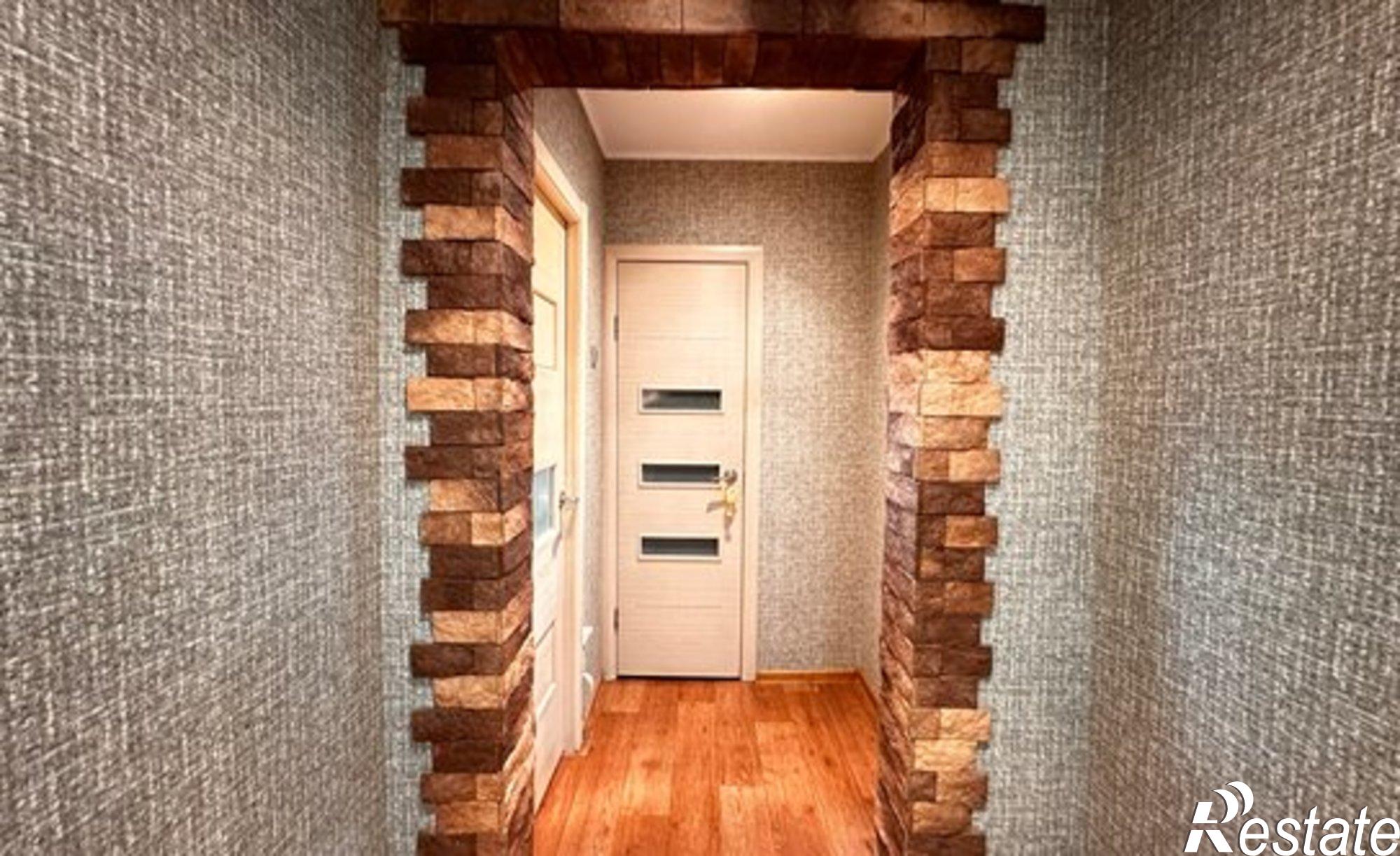 Купить квартиру за 5 000 000 рублей на Саяногорск, микрорайон Ленинградский, 4