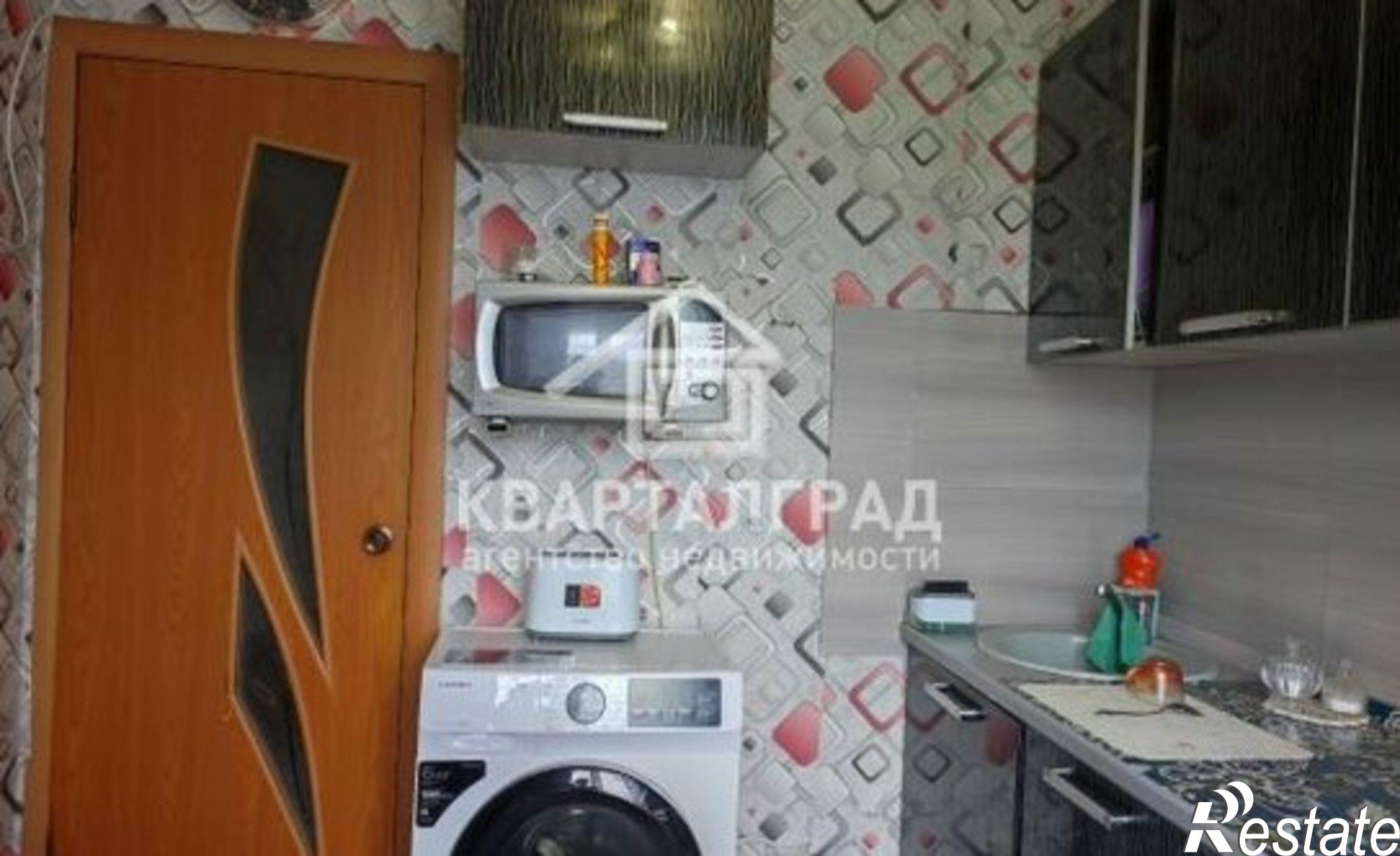 Купить квартиру за 2 650 000 рублей на Саяногорск, микрорайон Ленинградский, 19