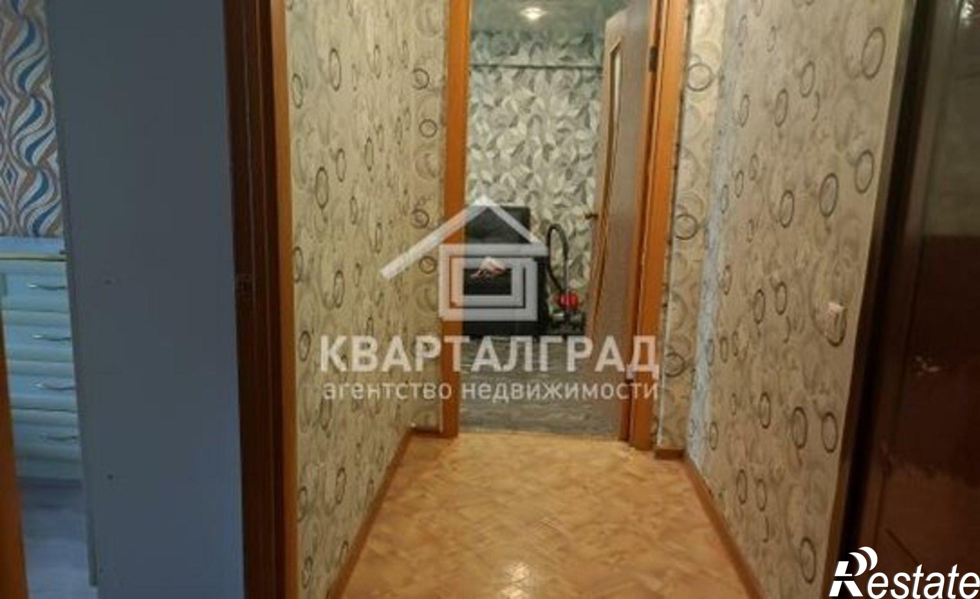 Купить квартиру за 2 650 000 рублей на Саяногорск, микрорайон Ленинградский, 19