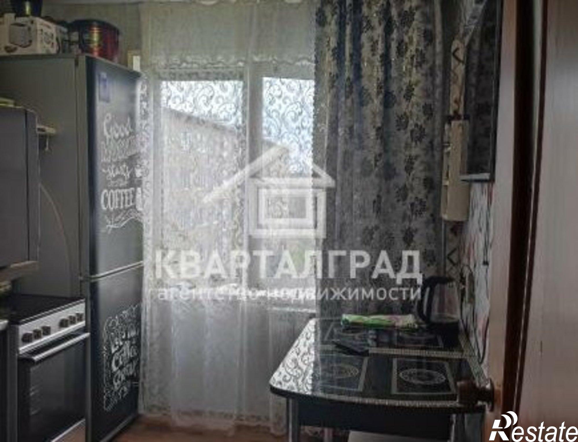 Купить квартиру за 2 650 000 рублей на Саяногорск, микрорайон Ленинградский, 19