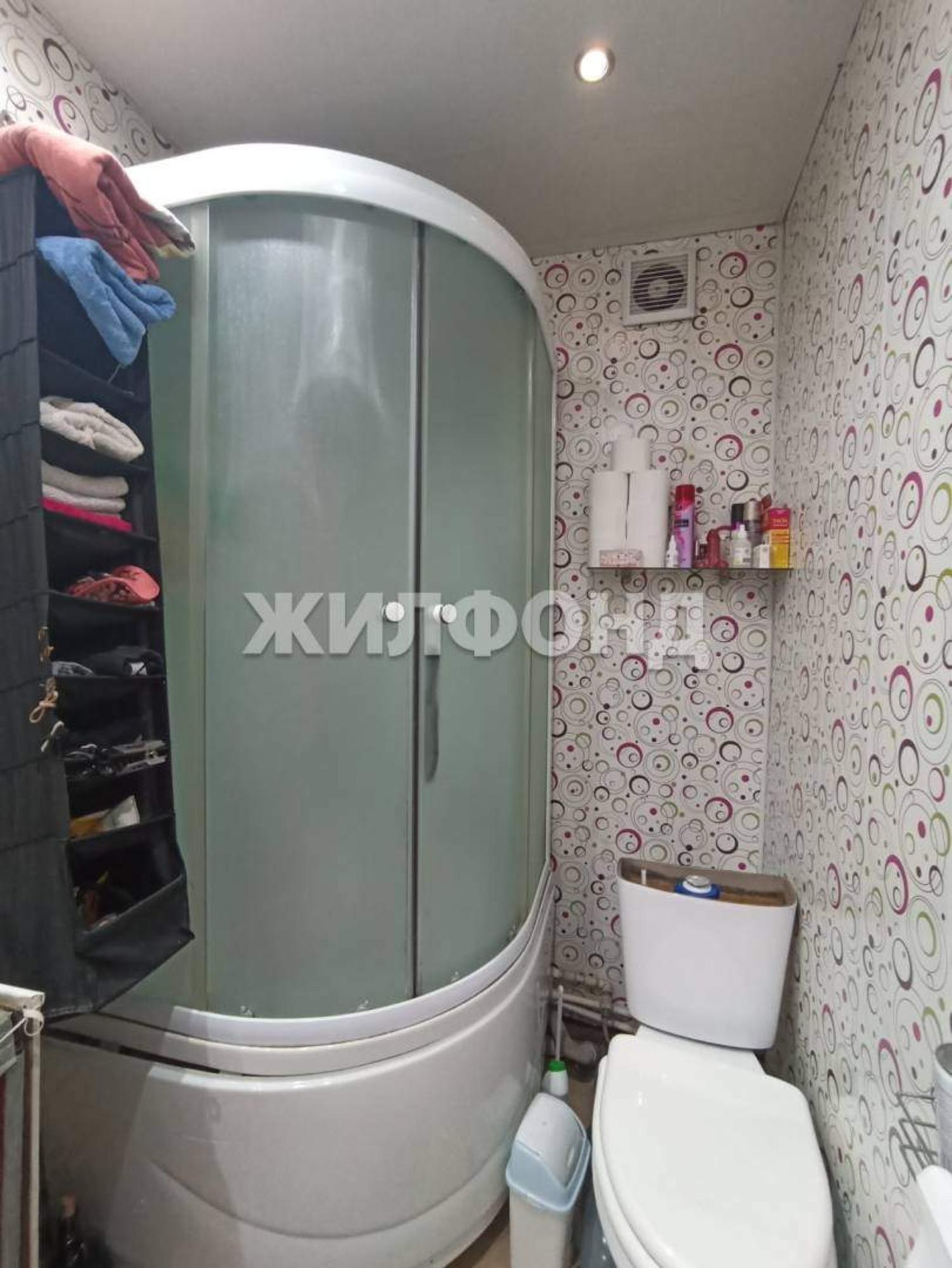 Купить дачу, дом, коттедж за 3 800 000 рублей на Тихая улица