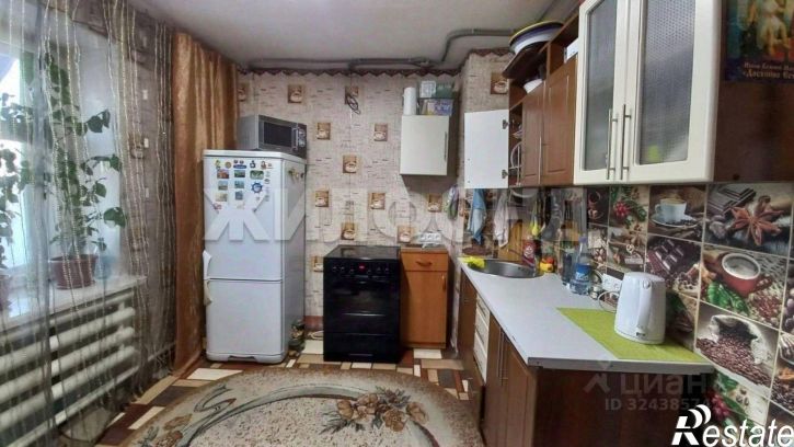 4-комн квартира Абакан, улица Баландиной