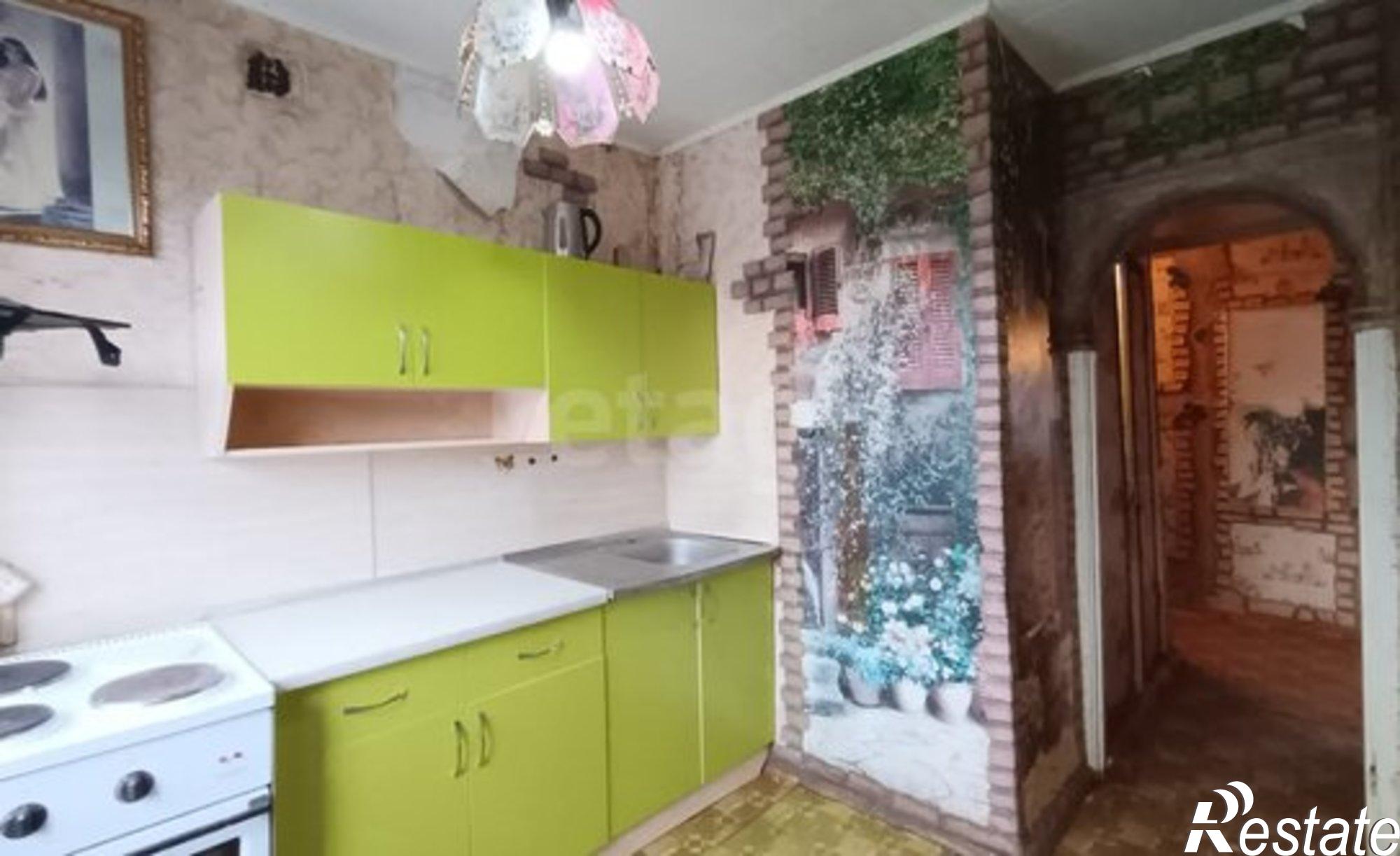 Купить квартиру за 2 500 000 рублей на Саяногорск, микрорайон Заводской, 21