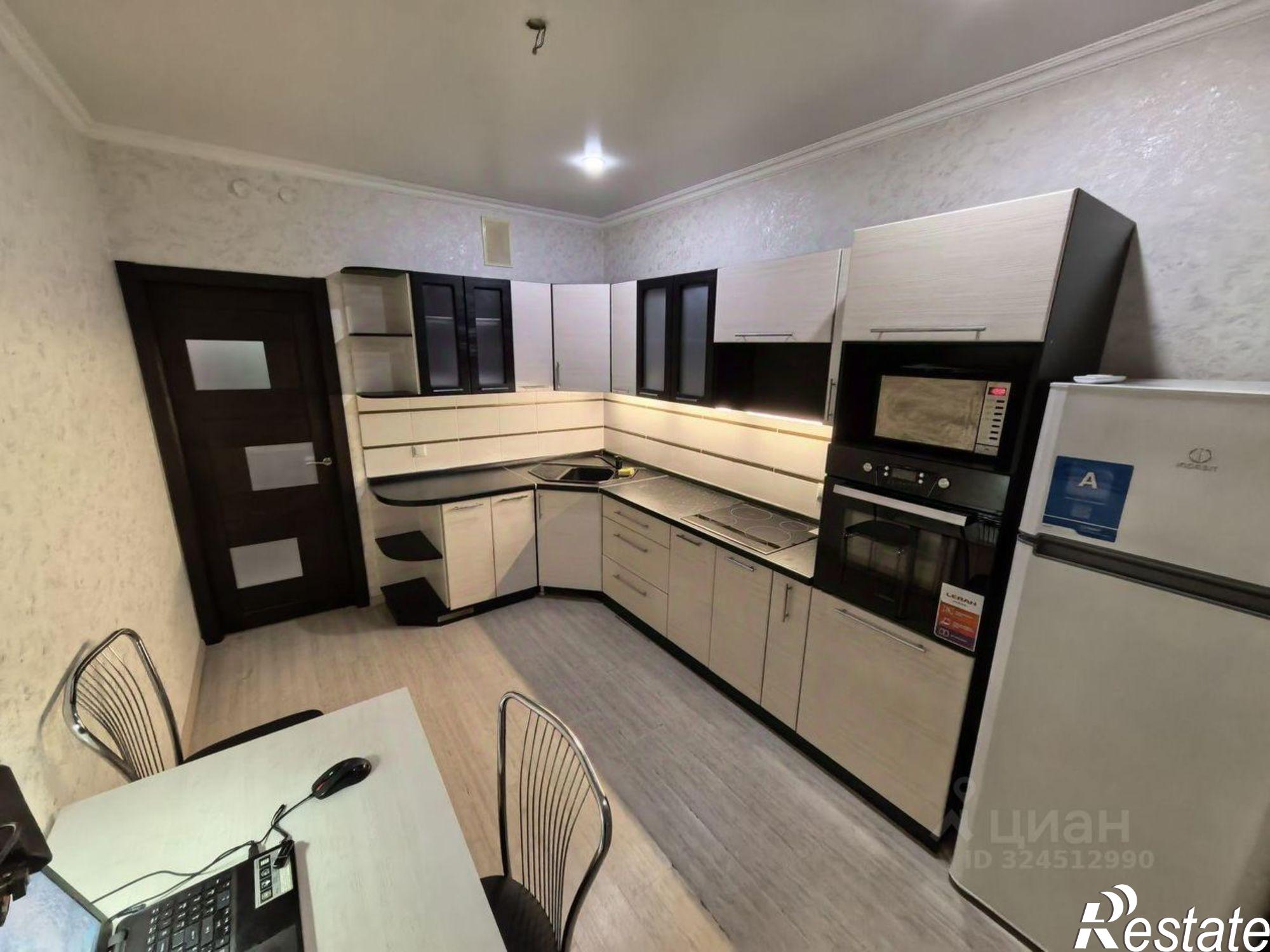 Сдать квартиру за 29 700 рублей на улица Кирова, 118