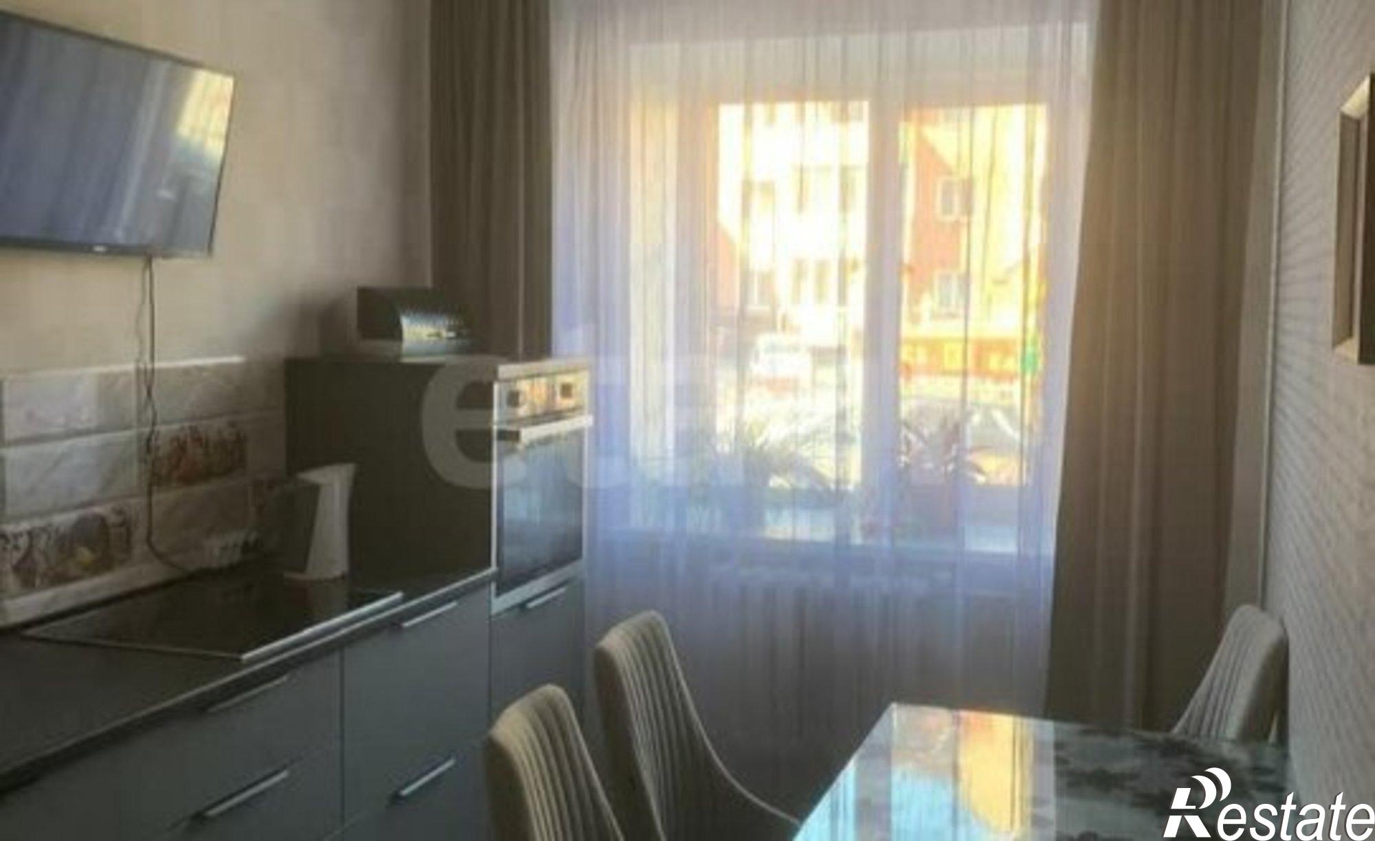 Купить квартиру за 6 500 000 рублей на Черногорск, улица Генерала Тихонова, 4В