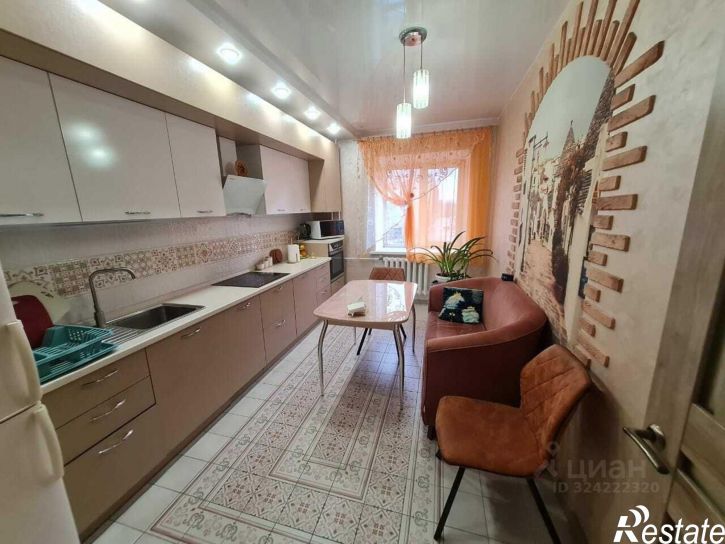 2-комн квартира улица Генерала Тихонова, 4В,  д. 4В