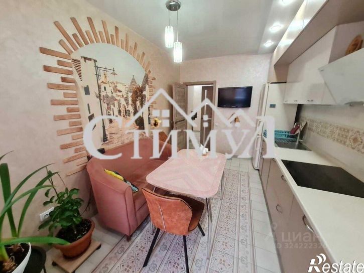 2-комн квартира улица Генерала Тихонова, 4В,  д. 4В