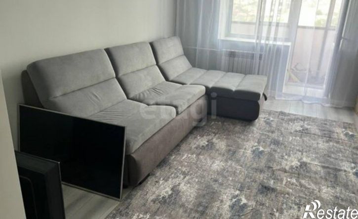 3-комн квартира проспект Космонавтов, 40,  д. 40