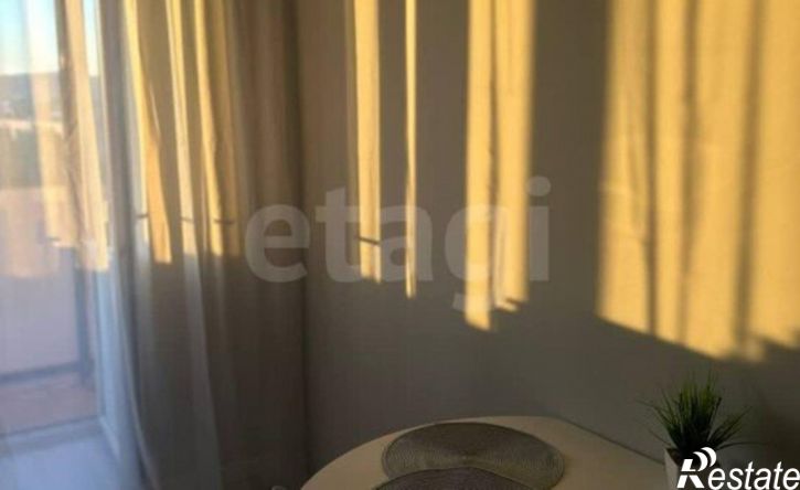 3-комн квартира проспект Космонавтов, 40,  д. 40