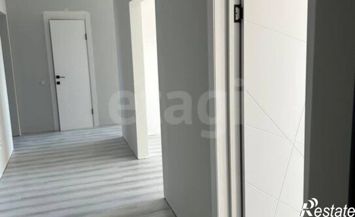 3-комн квартира проспект Космонавтов, 40,  д. 40