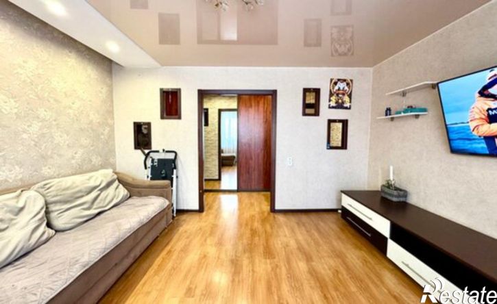 3-комн квартира Саяногорск, микрорайон Ленинградский, 47
