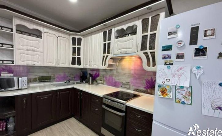 3-комн квартира улица Генерала Тихонова, 6Б,  д. 6Б