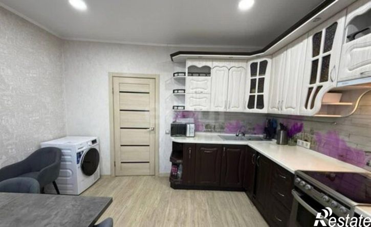 3-комн квартира улица Генерала Тихонова, 6Б,  д. 6Б